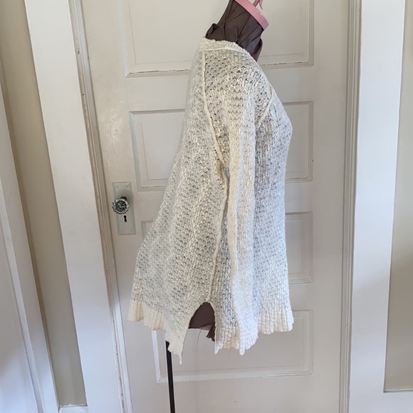 Free People Oversized Wool Blend Cream Textured‎ Sweater XS - Picture 2 of 5